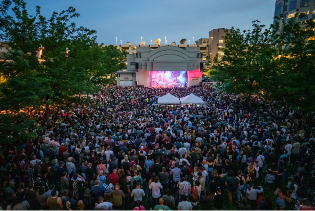 Tantangan dan Kenikmatan Menonton Konser di Salt Lake City: Panduan Untuk Penggemar Musik